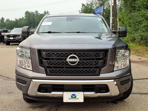 Used 2023 Nissan Titan SV w/ SV Convenience Package AWD/4WD image 8