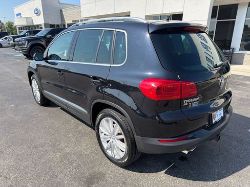 Used 2016 Volkswagen Tiguan SE FWD image 3