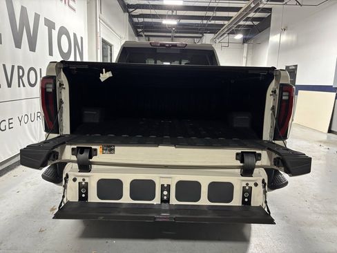 New 2026 GMC Sierra 2500 AT4 w/ AT4 Premium Plus Package image 32