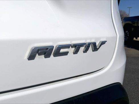 Certified 2025 Chevrolet Trax ACTIV w/ Driver Confidence Package image 10