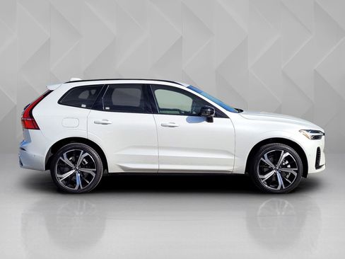Certified 2024 Volvo XC60 T8 Ultimate w/ Protection Package Premier image 4