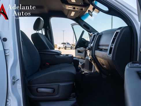 Used 2024 RAM 1500 Warlock RWD image 10