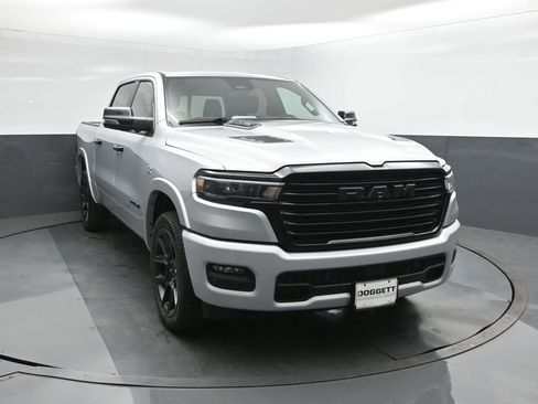 New 2026 RAM 1500 Laramie AWD/4WD image 22
