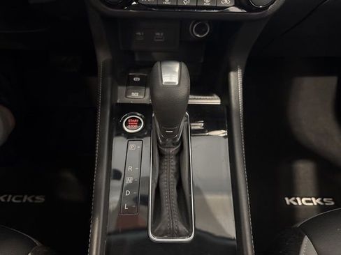 Used 2023 Nissan Kicks SR w/ SR Premium Package image 28