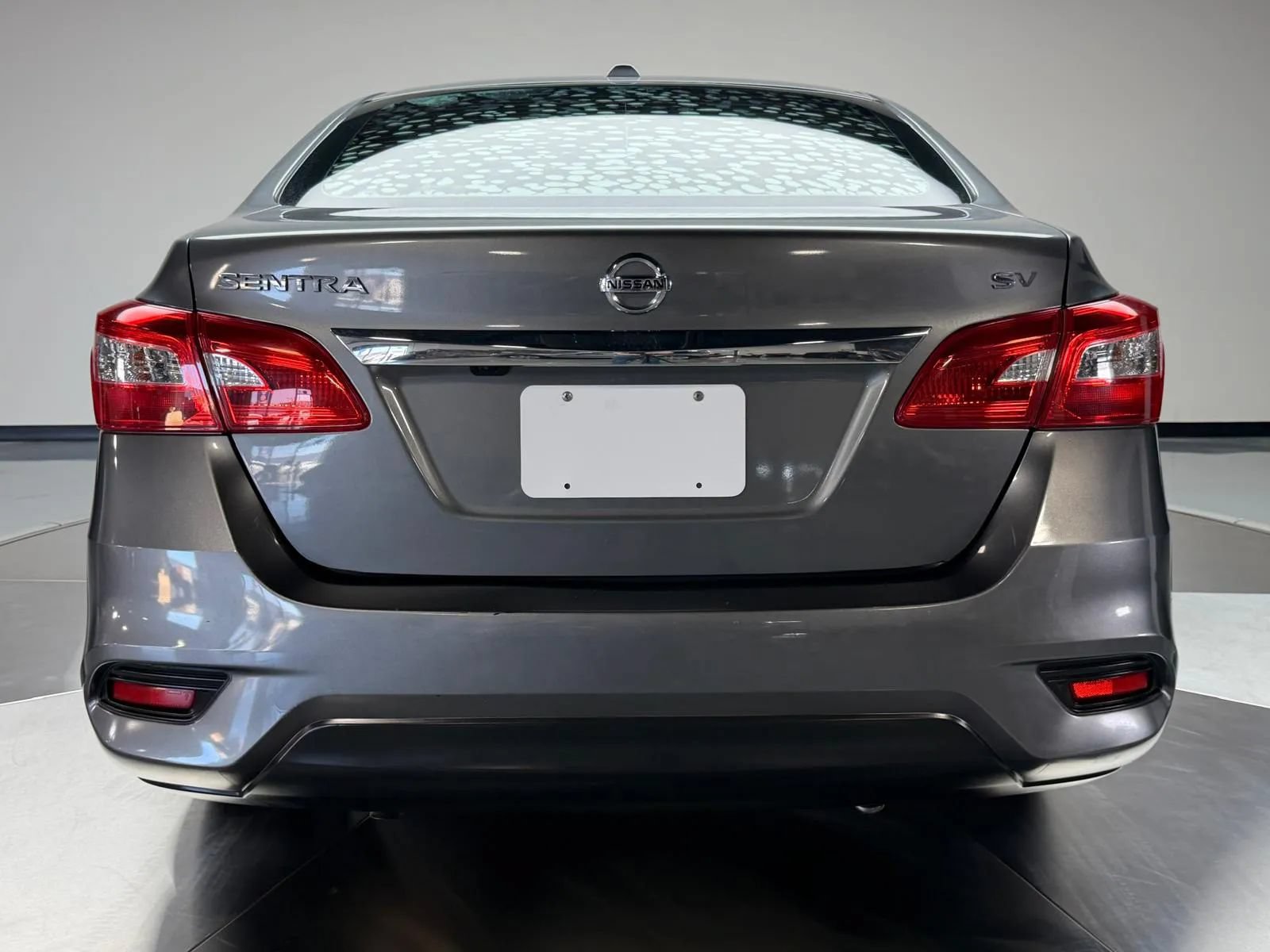 Used 2018 Nissan Sentra SV FWD image 5
