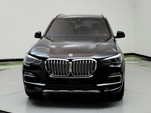 Used 2019 BMW X5 xDrive40i w/ Premium Package 2 AWD/4WD image 2