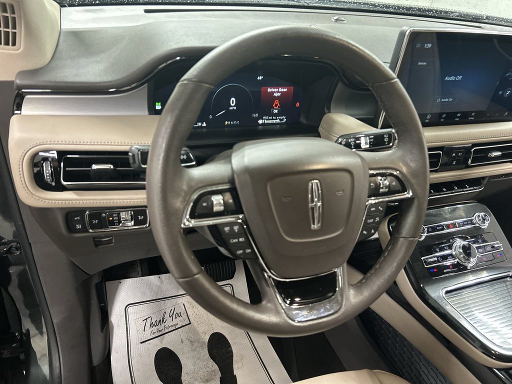 Used 2022 Lincoln Nautilus AWD w/ Premium Package image 4
