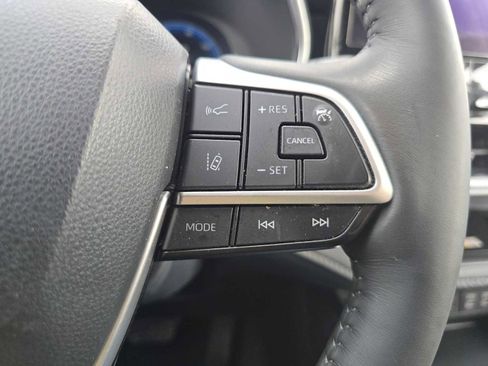 Used 2023 Toyota Highlander Platinum image 31