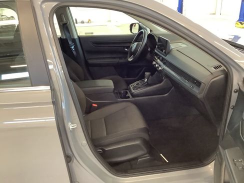 Used 2023 Honda CR-V LX image 16