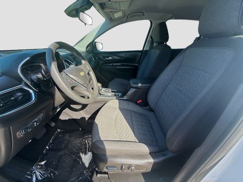 Used 2023 Chevrolet Equinox LT FWD image 18