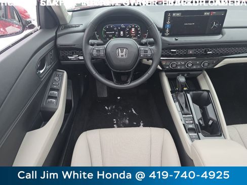 Certified 2025 Honda Accord EX-L image 26