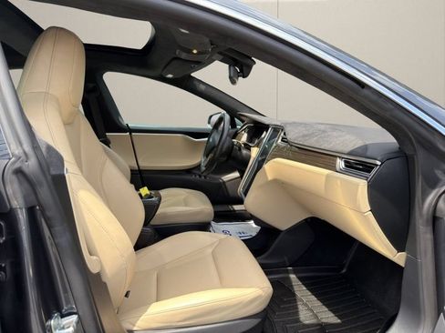 Used 2015 Tesla Model S 70D AWD/4WD image 13