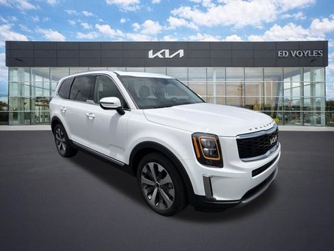 Certified 2022 Kia Telluride EX w/ EX Premium Package FWD image 1