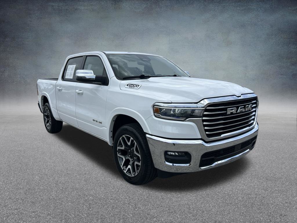 Used 2025 RAM 1500 Laramie AWD/4WD image 2