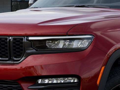 New 2025 Jeep Grand Cherokee Limited AWD/4WD image 10