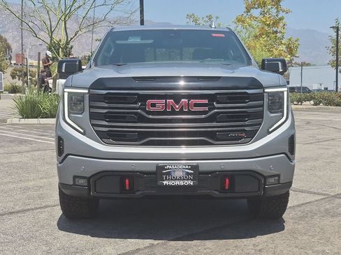 New 2026 GMC Sierra 1500 AT4 w/ AT4 Premium Package AWD/4WD image 10