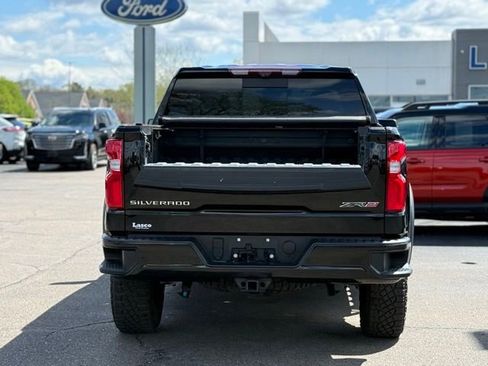 Used 2022 Chevrolet Silverado 1500 ZR2 w/ Technology Package AWD/4WD image 45