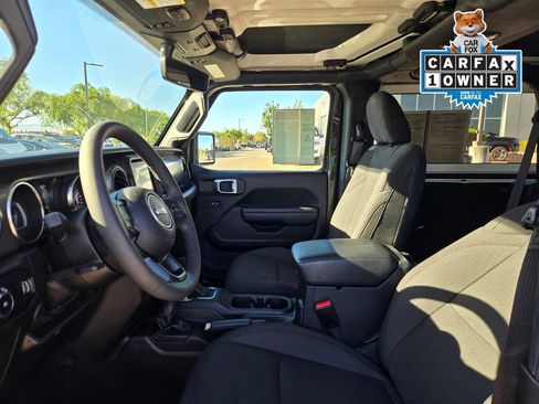 Used 2023 Jeep Wrangler Sport AWD/4WD image 19