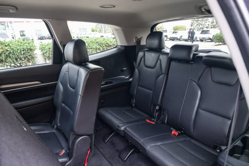 Used 2021 Kia Telluride LX FWD image 19