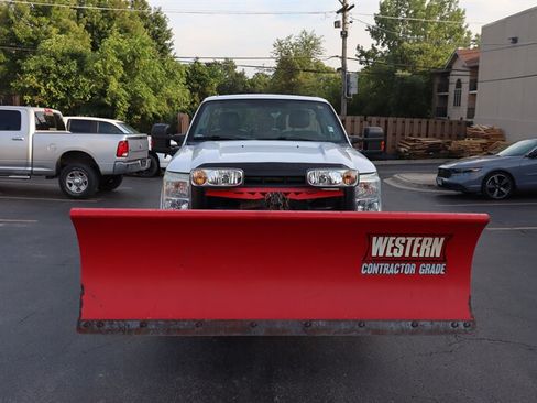 Used 2016 Ford F250 XL w/ Power Equipment Group AWD/4WD image 2