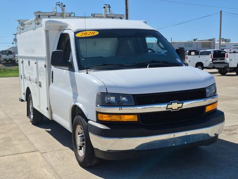 Used 2020 Chevrolet Express 3500 w/ Power Convenience Package image 1