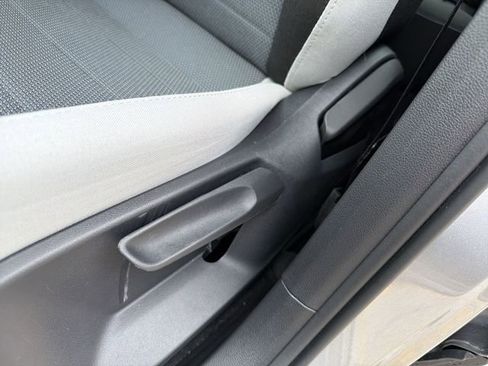 New 2026 Volkswagen Taos S image 13