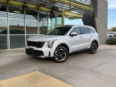 Used 2024 Kia Sorento S w/ Panoramic Sunroof Package