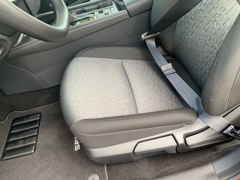 New 2026 Nissan Sentra SV w/ Floor Mat Package FWD image 18