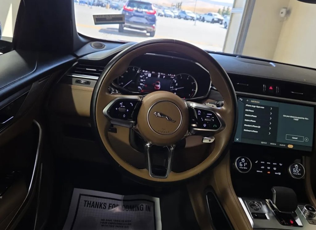 Used 2023 Jaguar F-PACE S AWD/4WD image 3