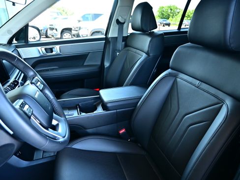 Used 2025 Hyundai Santa Fe SEL AWD/4WD image 23