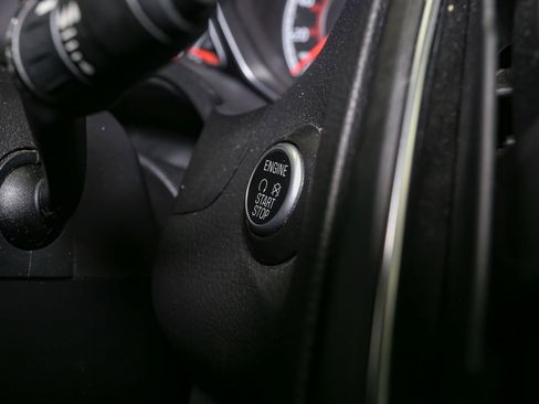 Used 2017 Ford Focus ST image 31