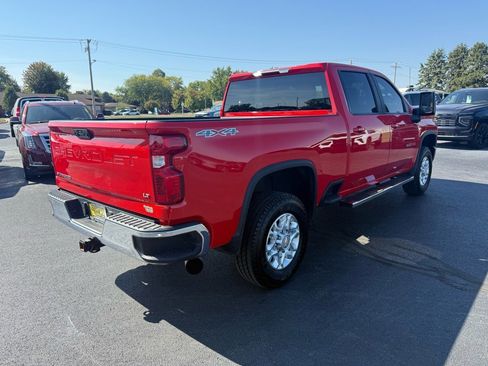 Used 2020 Chevrolet Silverado 2500 LT w/ Convenience Package image 5