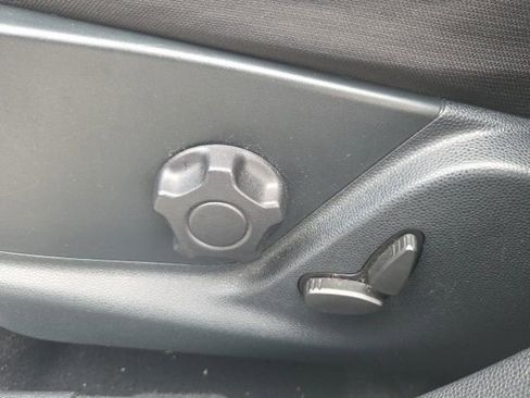 Certified 2020 Ford EcoSport SE w/ SE Convenience Package image 22