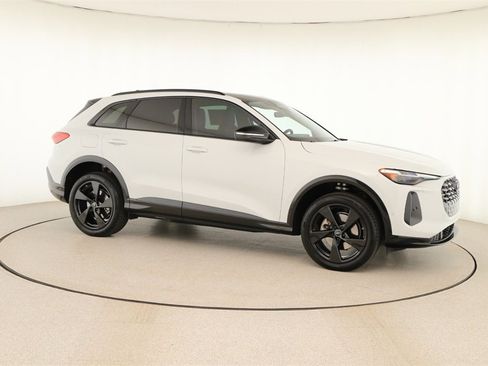 New 2025 Audi Q5 2.0T Premium Plus image 9