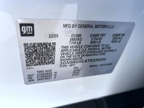 New 2026 Chevrolet Suburban High Country image 27