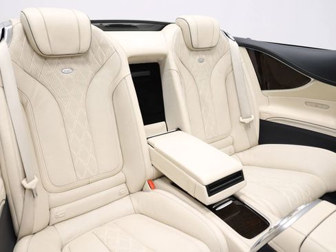 Used 2017 Mercedes-Benz S 550 Cabriolet image 50