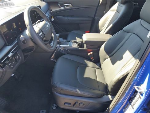 New 2026 Kia Sportage EX image 5