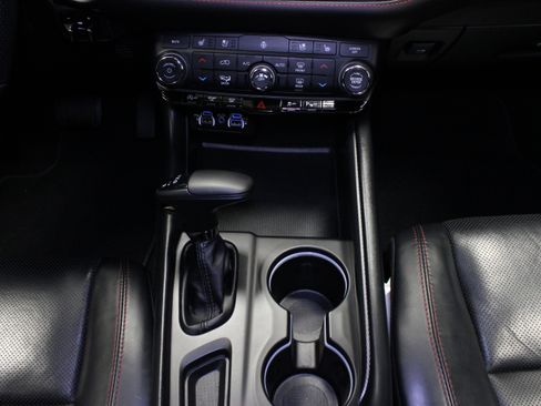 Used 2023 Dodge Durango GT RWD image 23