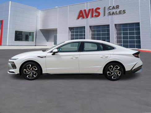 Used 2025 Hyundai Sonata SEL FWD image 10