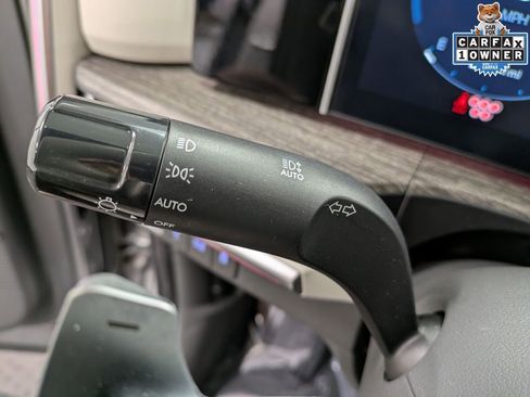 Used 2024 Hyundai Santa Fe Limited AWD/4WD image 18