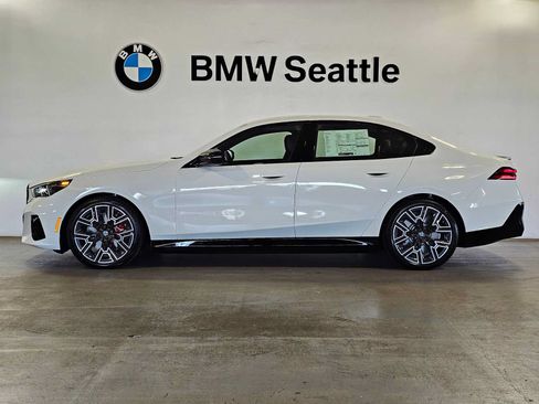 New 2026 BMW i5 M60 w/ Premium Package AWD/4WD image 35