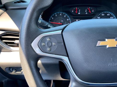 Used 2020 Chevrolet Traverse LS FWD image 24