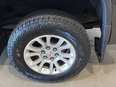 Used 2016 GMC Sierra 1500 SLE w/ SLE Value Package AWD/4WD image 10
