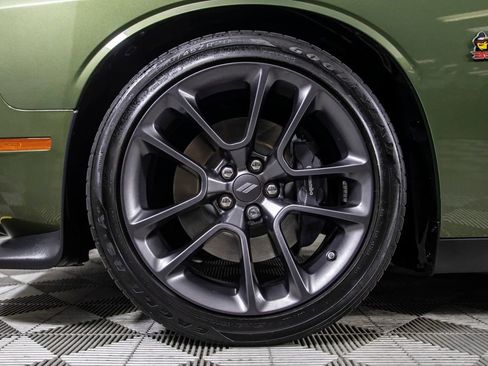 Used 2022 Dodge Challenger R/T Scat Pack w/ Plus Package RWD image 37
