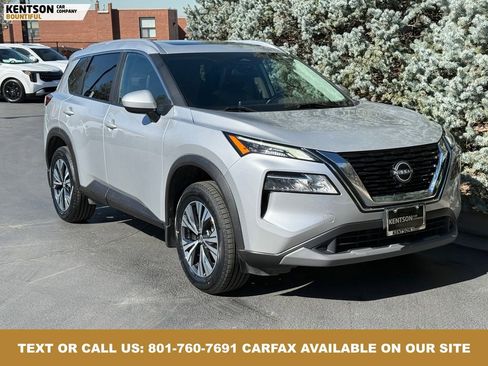 Used 2023 Nissan Rogue SV w/ SV Premium B Package image 11
