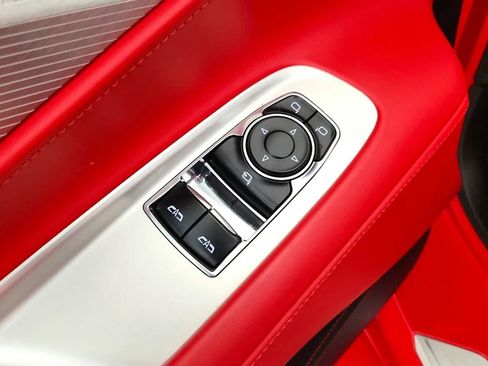 Used 2022 Chevrolet Corvette Stingray Premium Cpe w/ Z51 Performance Package image 31