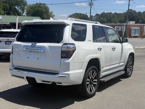 Used 2017 Toyota 4Runner Limited AWD/4WD image 8