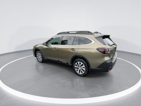Used 2021 Subaru Outback Premium AWD/4WD image 13