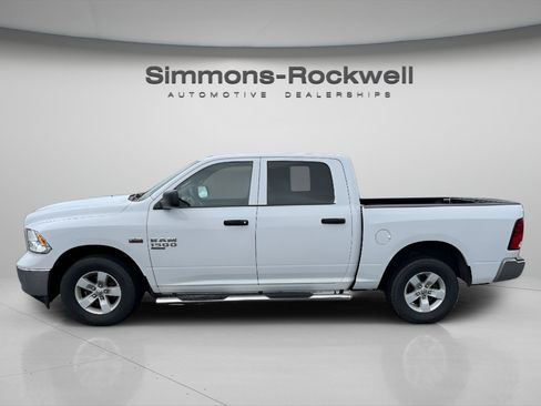 Used 2023 RAM 1500 Classic SLT w/ Protection Group AWD/4WD image 2