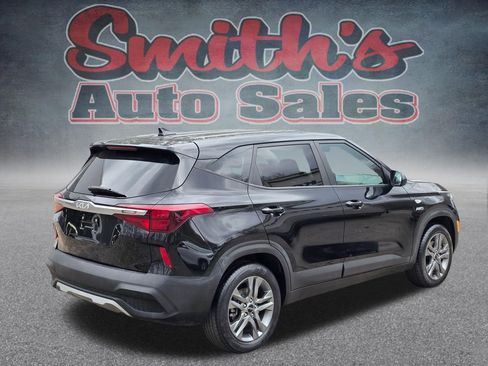 Used 2022 Kia Seltos LX image 6